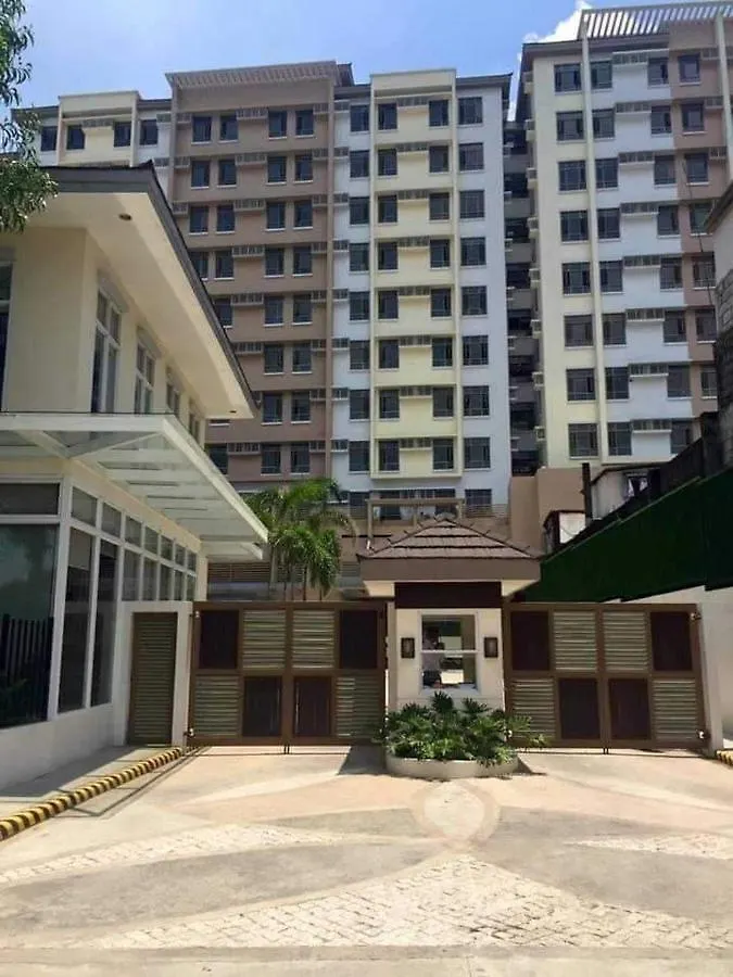 Relaxing 2-Bed Apartment In Mandaluyong Manila Philippines