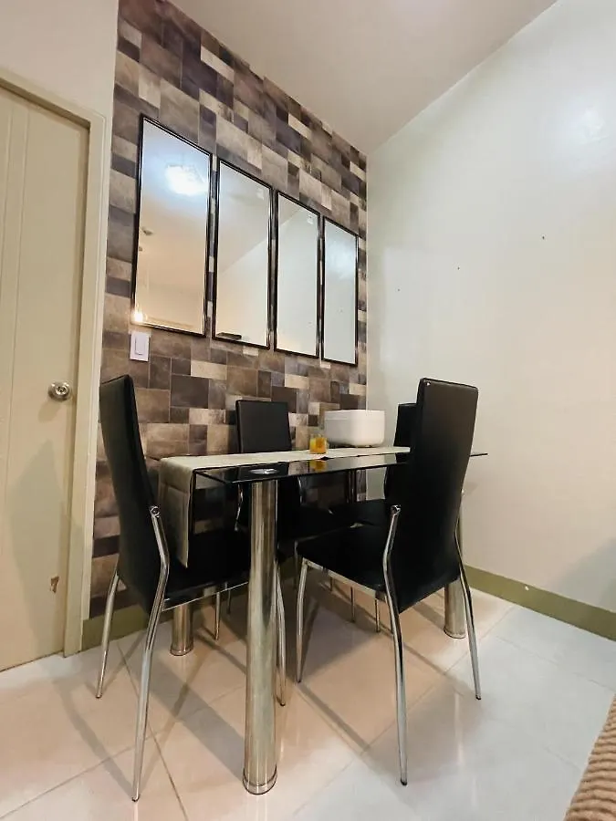 Relaxing 2-Bed Apartment In Mandaluyong Manila