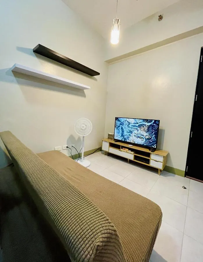 Relaxing 2-Bed Apartment In Mandaluyong Manila